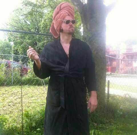 Steve Howey