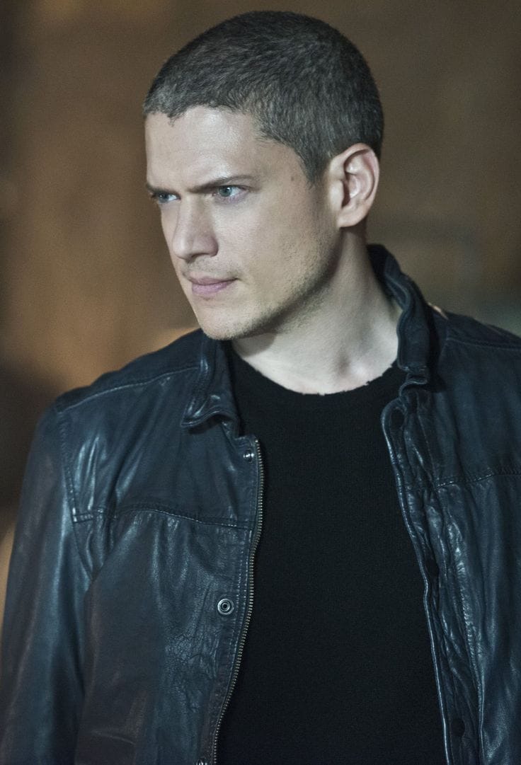 Leonard Snart (Captain Cold)