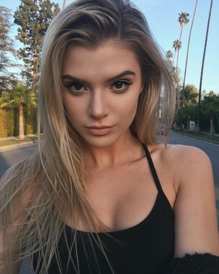 Alissa Violet