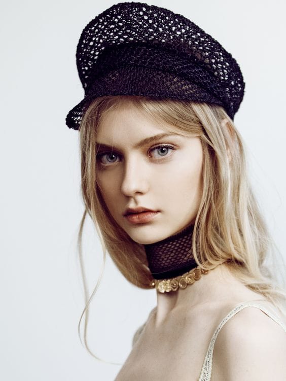 Nastya Kusakina Nastya Kusakina