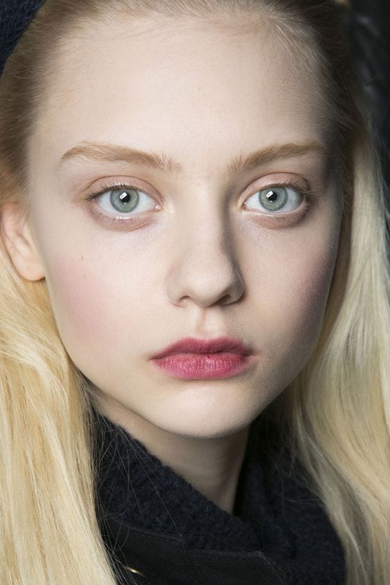 Nastya Kusakina Nastya Kusakina