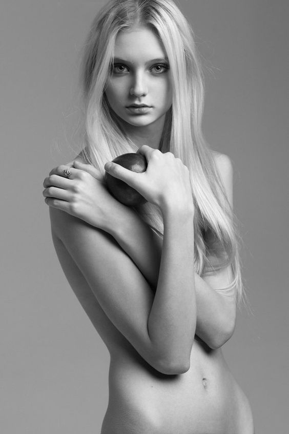 Nastya Kusakina