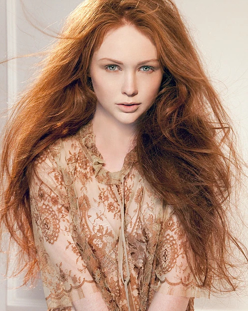 Tess Alexander