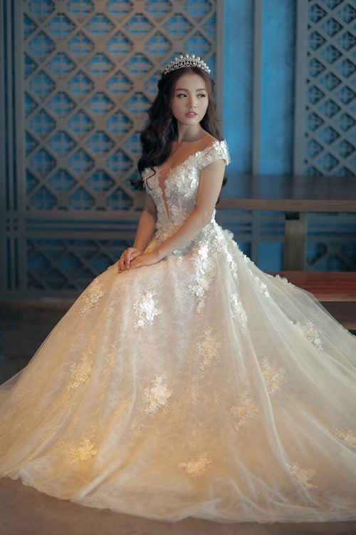 Linh Phi Linh Phi