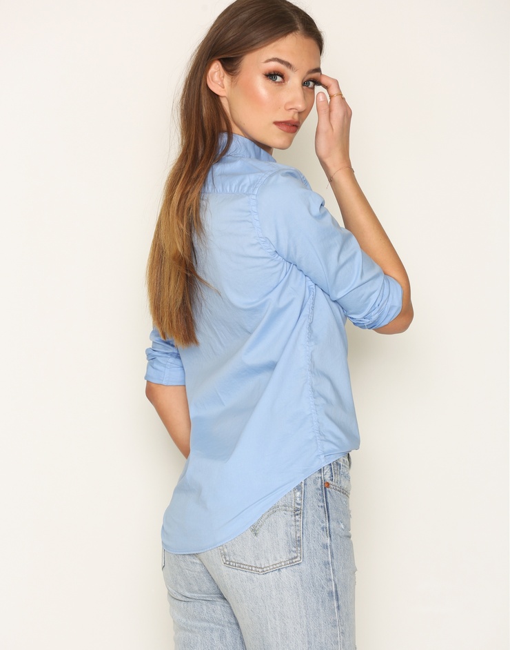 Lorena RAE