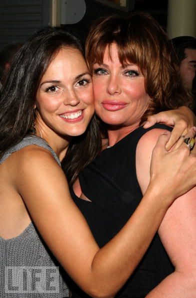 Erin Cahill Erin Cahill