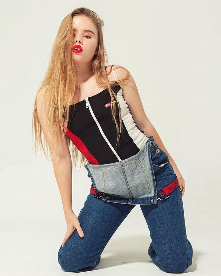 Lexee Smith Lexee Smith