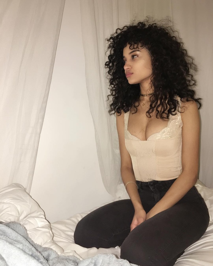 Derlyn Perez Derlyn Perez