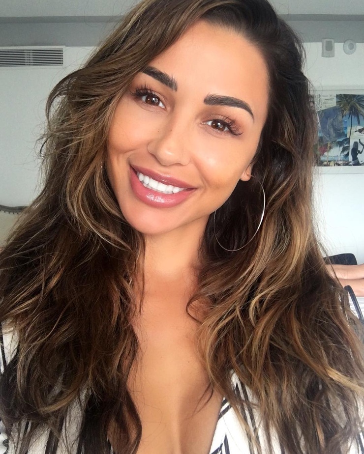 Ana Cheri Garcia image