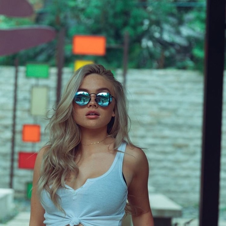 Natalie Alyn Lind Natalie Alyn Lind