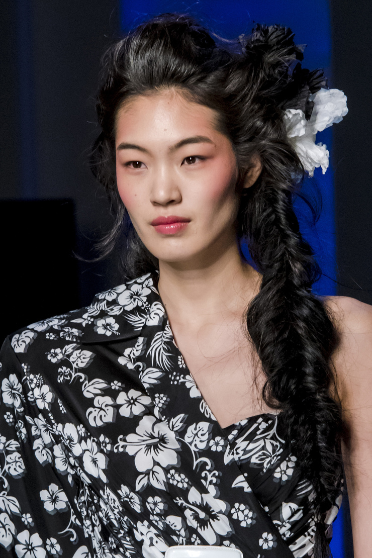Chiharu Okunugi Chiharu Okunugi