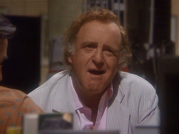 Drop the Dead Donkey                                  (1990-1998)
