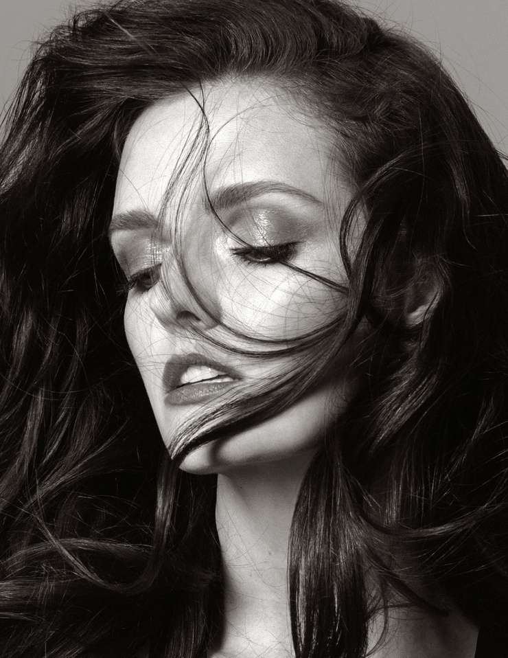 Lydia Hearst Lydia Hearst
