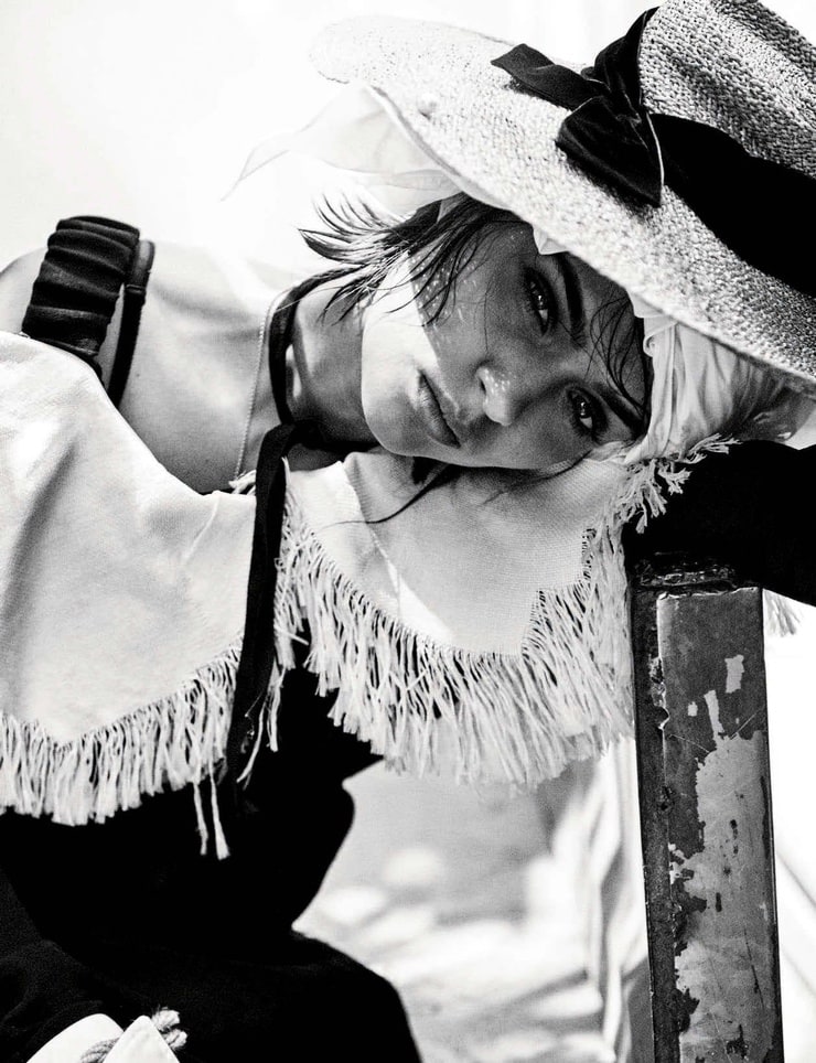 Josephine Skriver Josephine Skriver