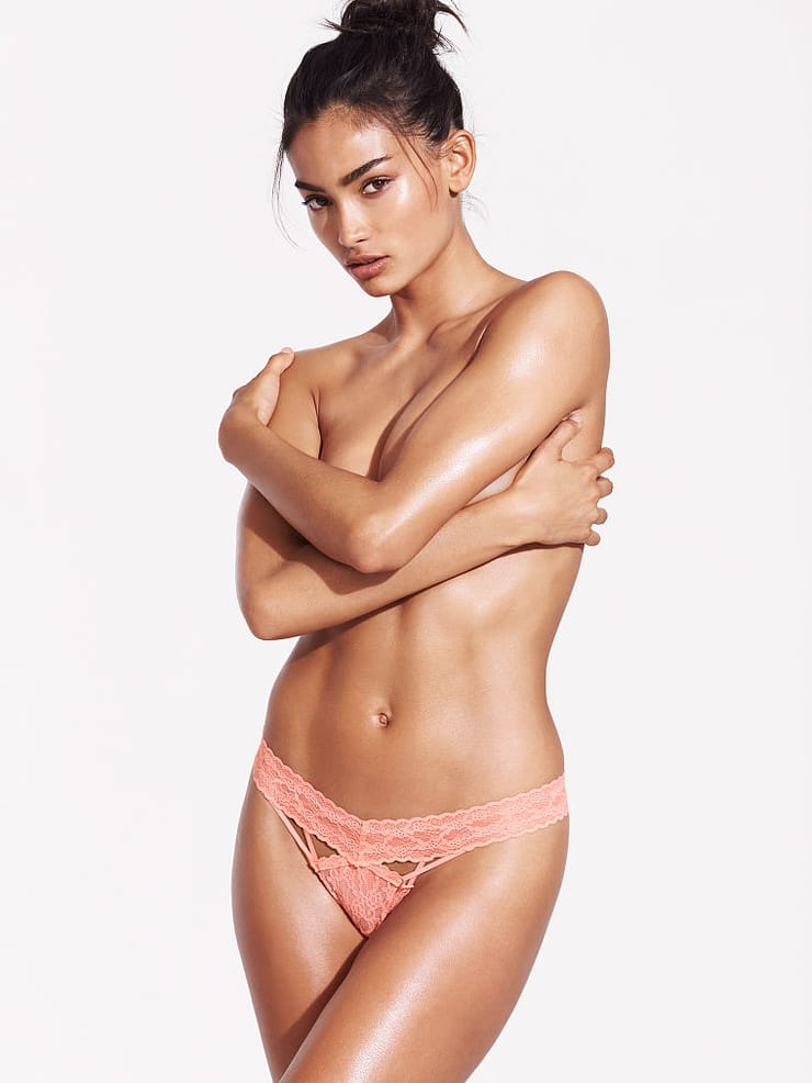 Kelly Gale Kelly Gale