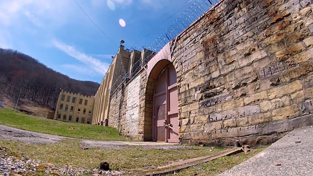 The Barkley Marathons: The Race That Eats Its Young
