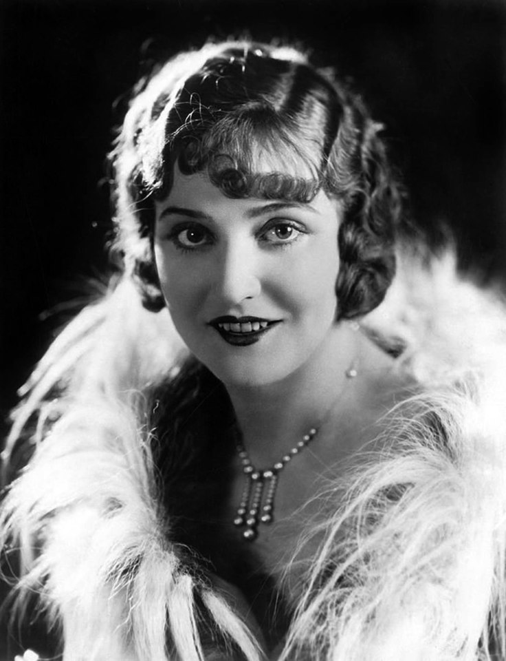 Agnes Ayres