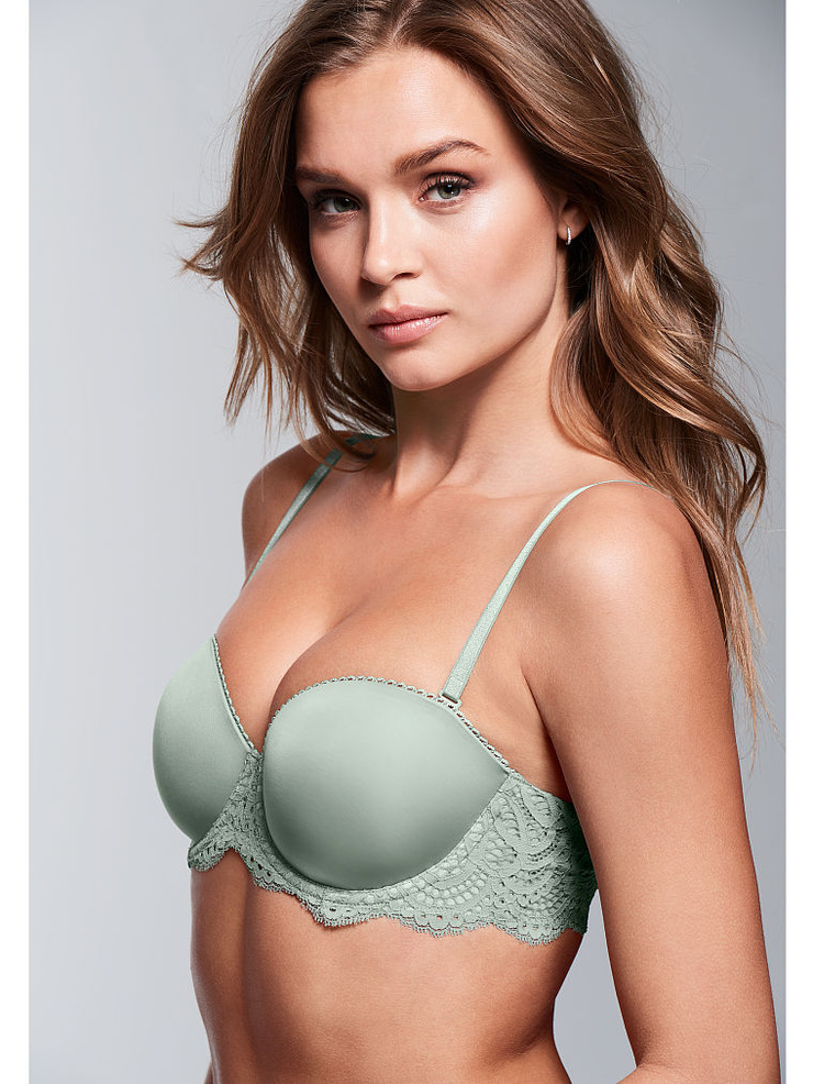 Josephine Skriver Josephine Skriver