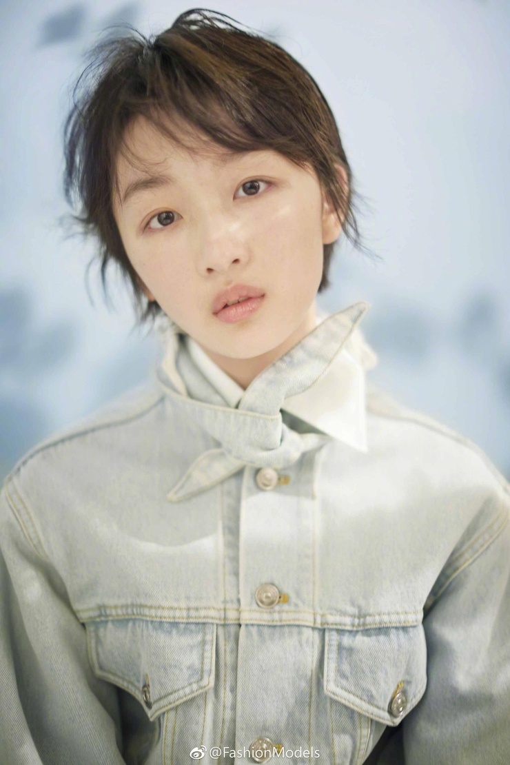 Dongyu Zhou Dongyu Zhou