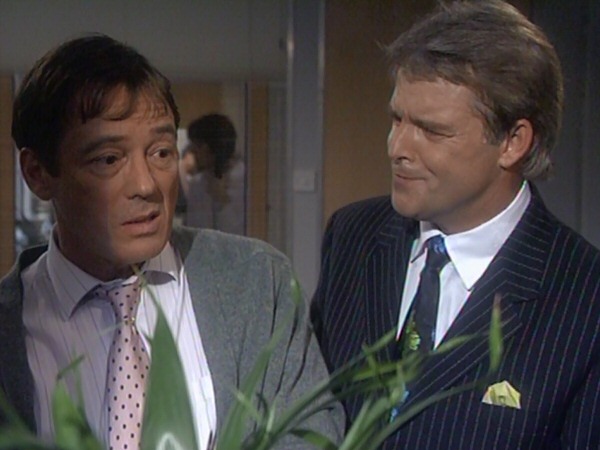 Drop the Dead Donkey                                  (1990-1998)
