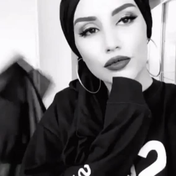 Nisrina Sbia Nisrina Sbia