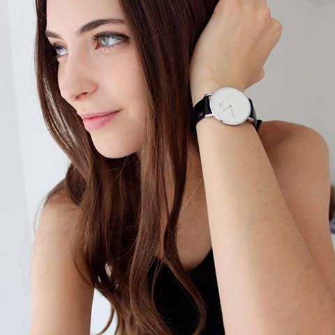 Laura Winges