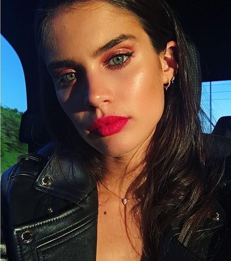 Sara Sampaio Sara Sampaio