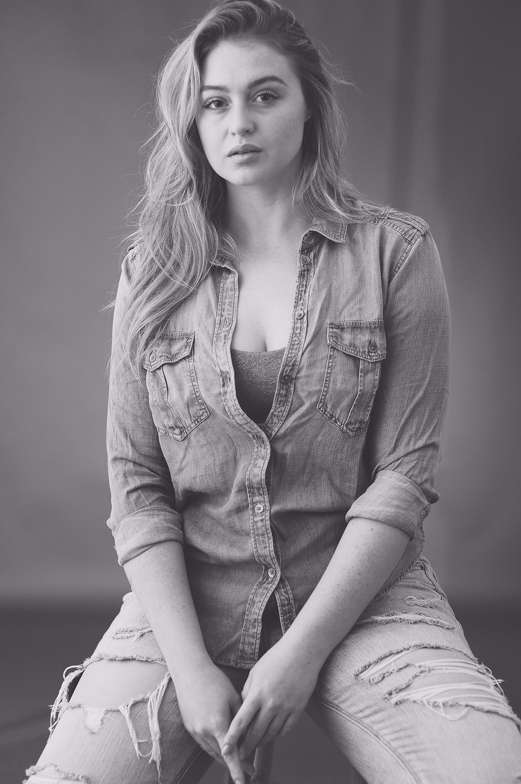 Iskra Lawrence Iskra Lawrence