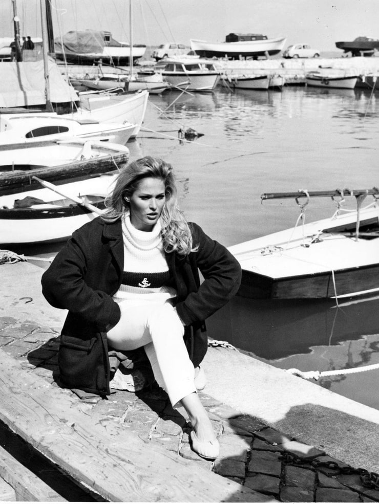 Ursula Andress