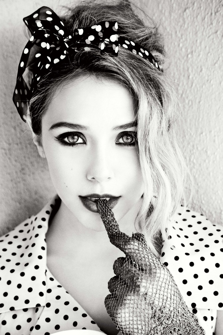 Elizabeth Olsen Elizabeth Olsen