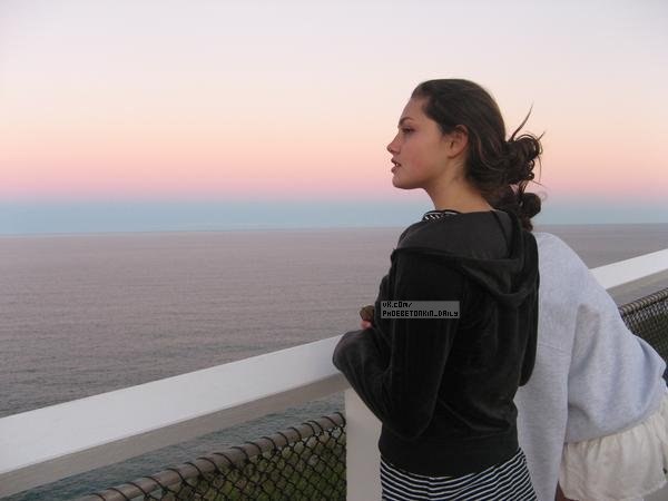 Phoebe Tonkin