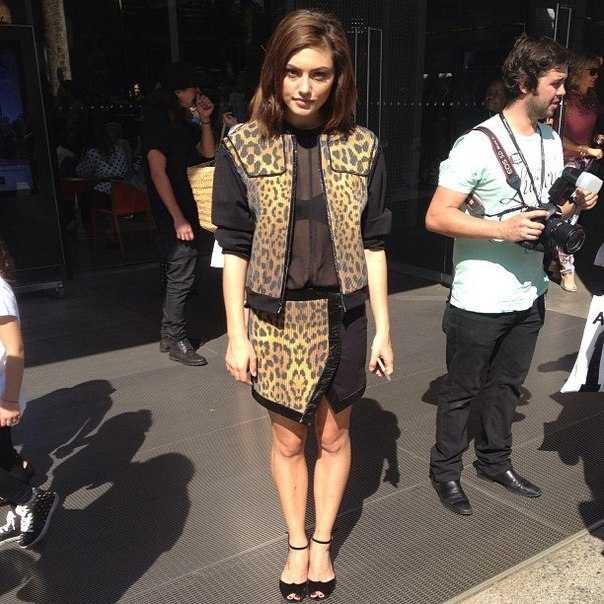 Phoebe Tonkin