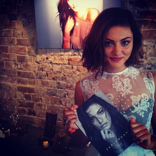 Phoebe Tonkin