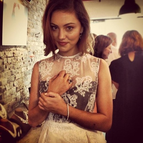Phoebe Tonkin