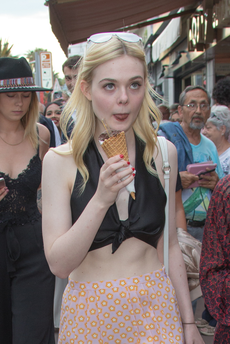 Elle Fanning
