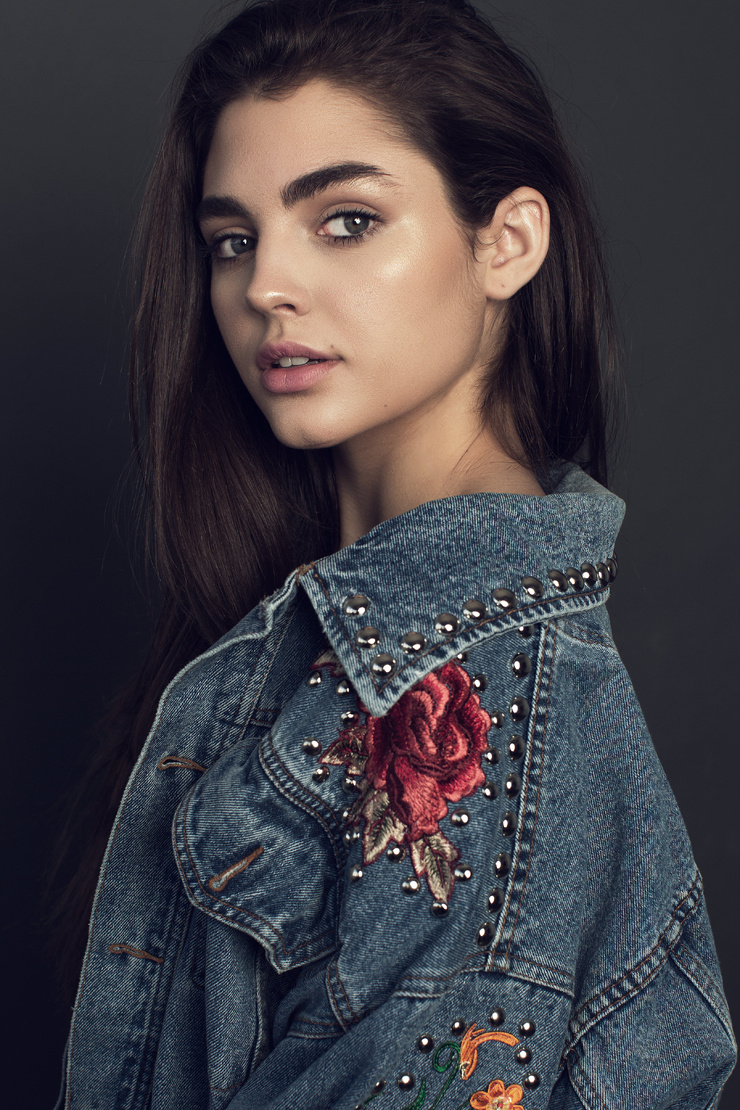 Ellie Martin Ellie Martin