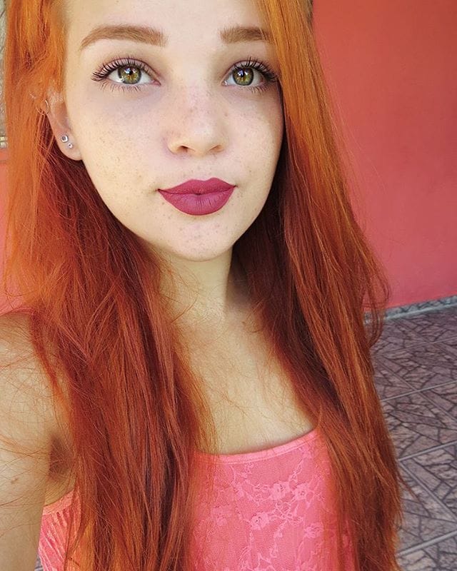Camila Ribeiro.