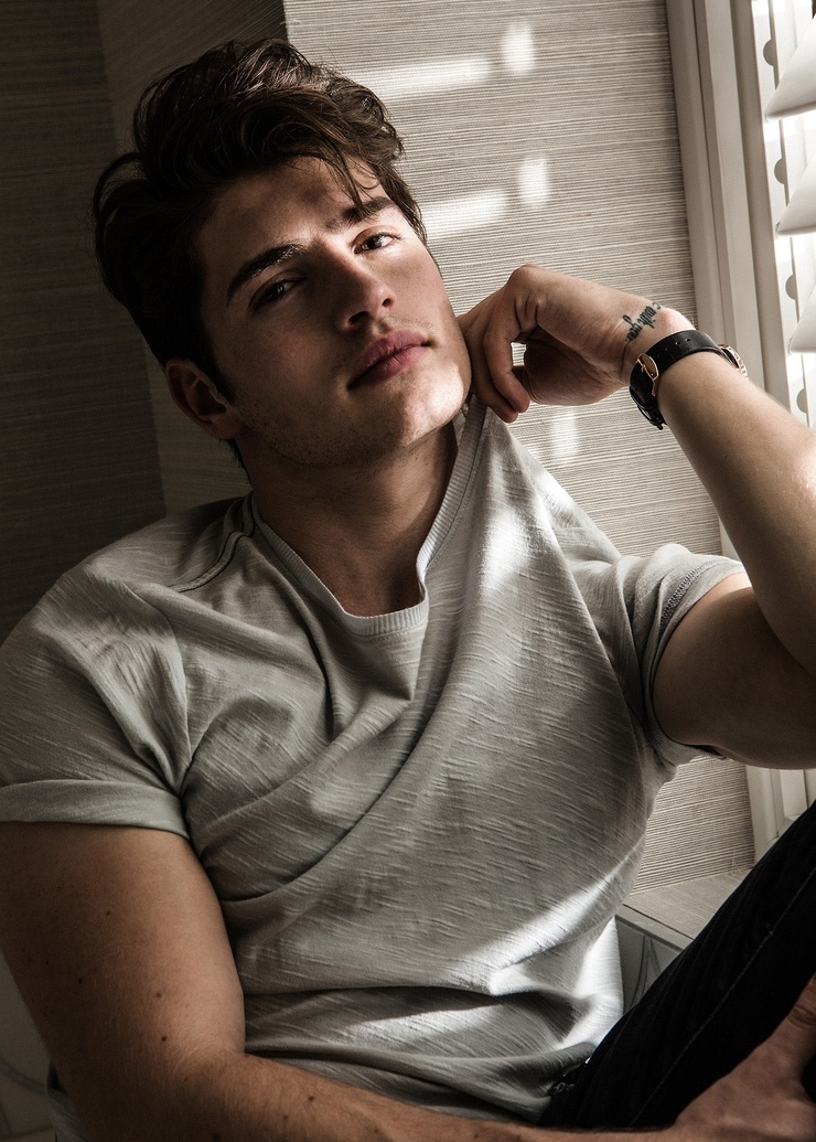 Gregg Sulkin Gregg Sulkin