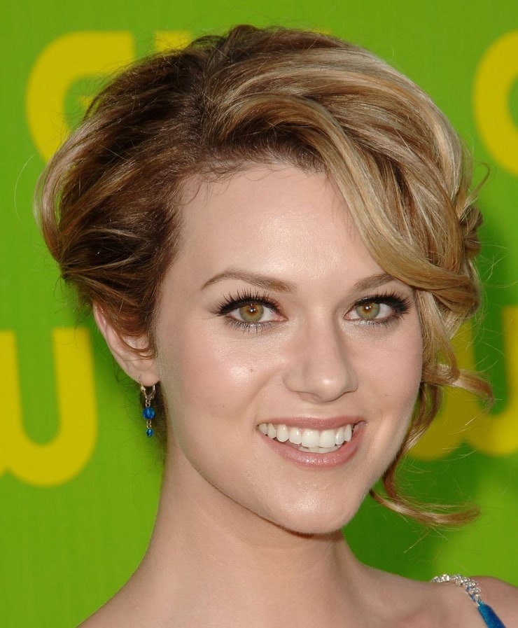 Hilarie Burton