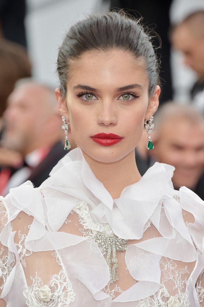 Sara Sampaio Sara Sampaio