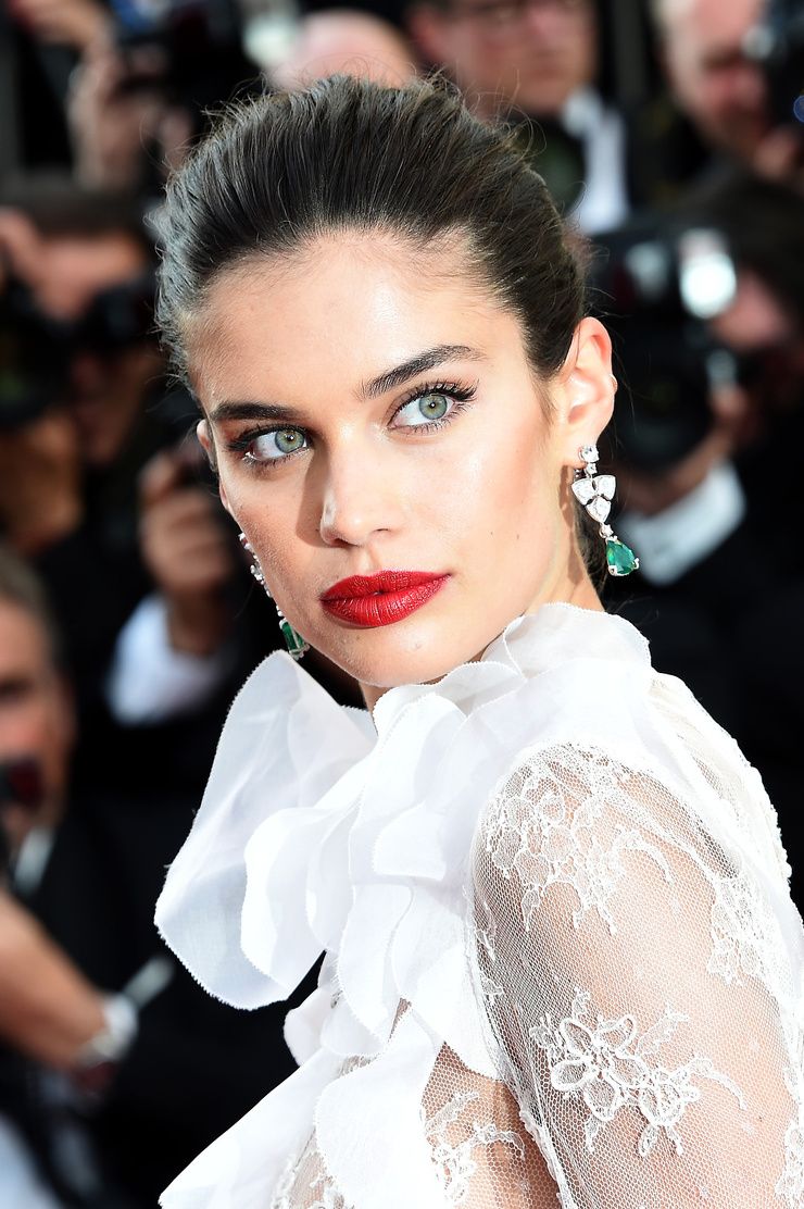 Sara Sampaio Sara Sampaio