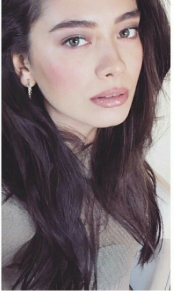 Neslihan Atagül Neslihan Atagül
