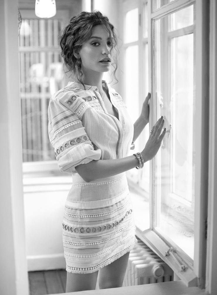 Serenay Sarikaya Serenay Sarikaya