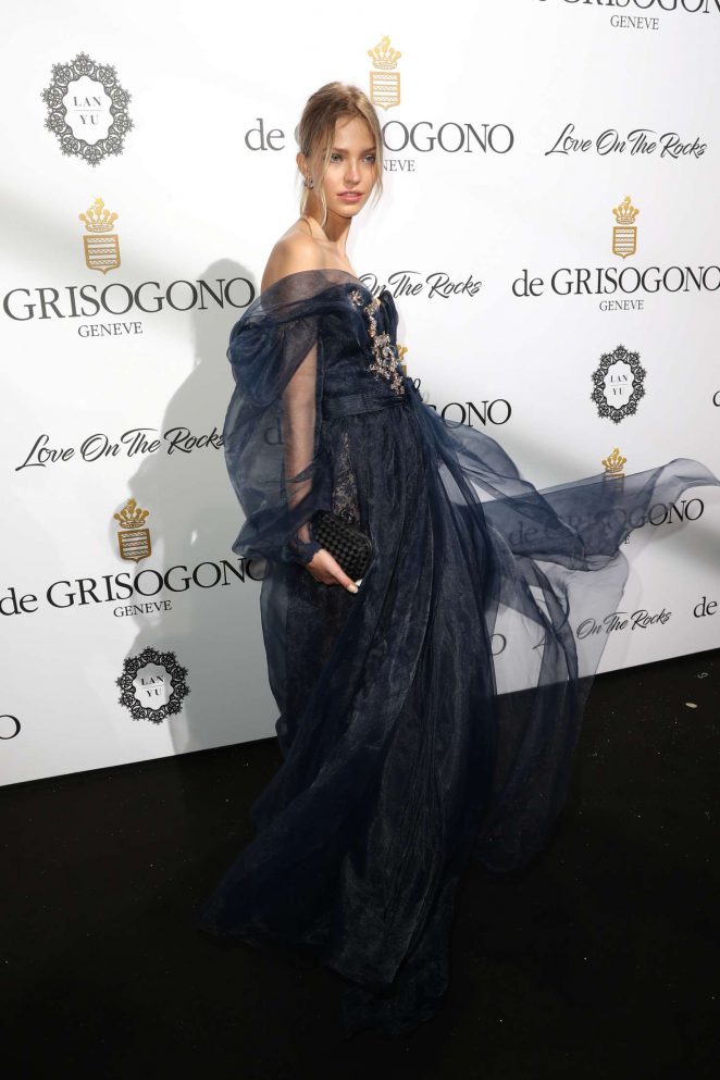 Sasha Luss