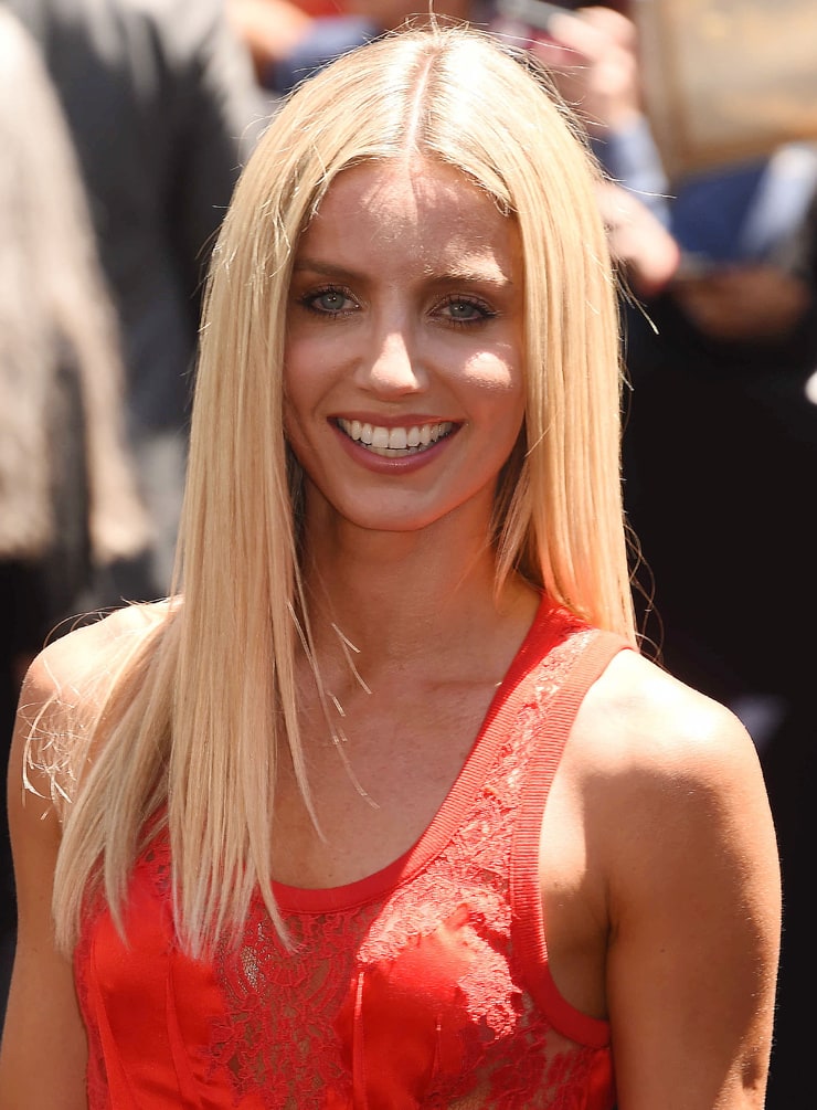 Annabelle Wallis