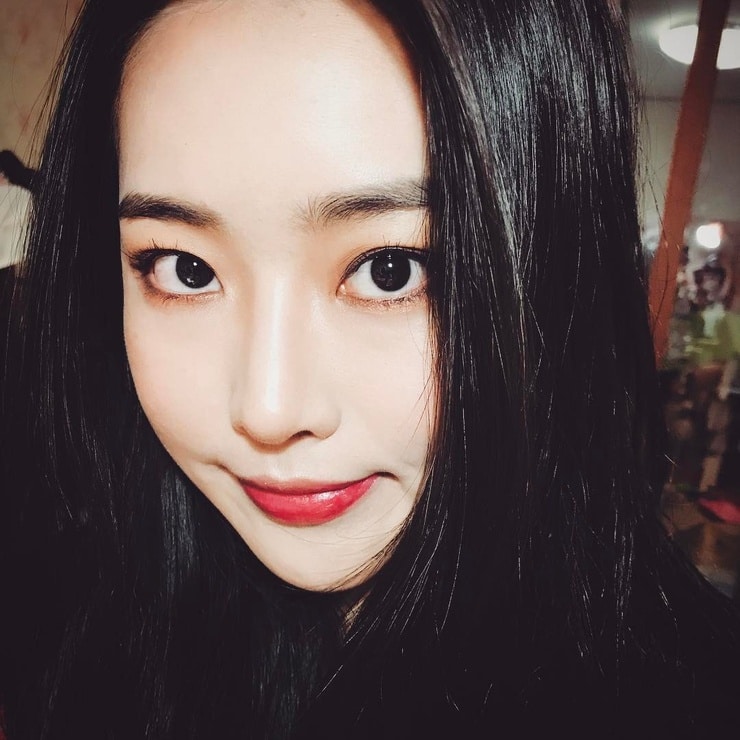 Min-Jung Bae