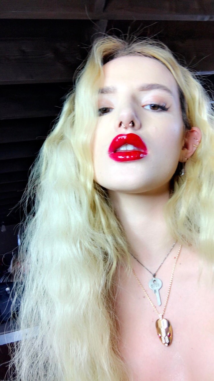 Bella Thorne Bella Thorne