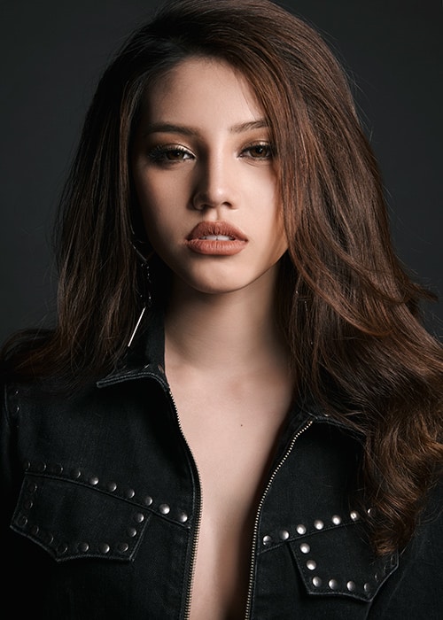 Jolie Nguyen Jolie Nguyen