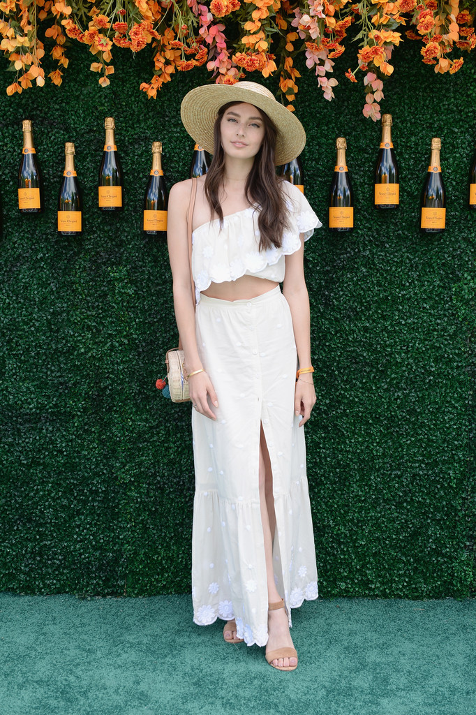 Jessica Clements Jessica Clements