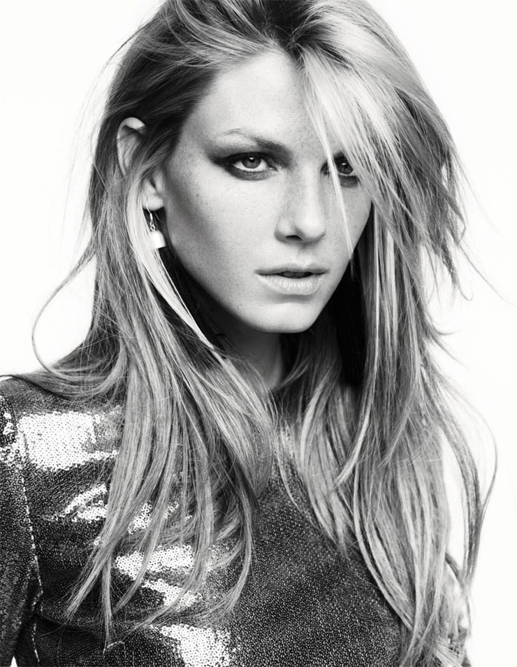 Angela Lindvall Angela Lindvall